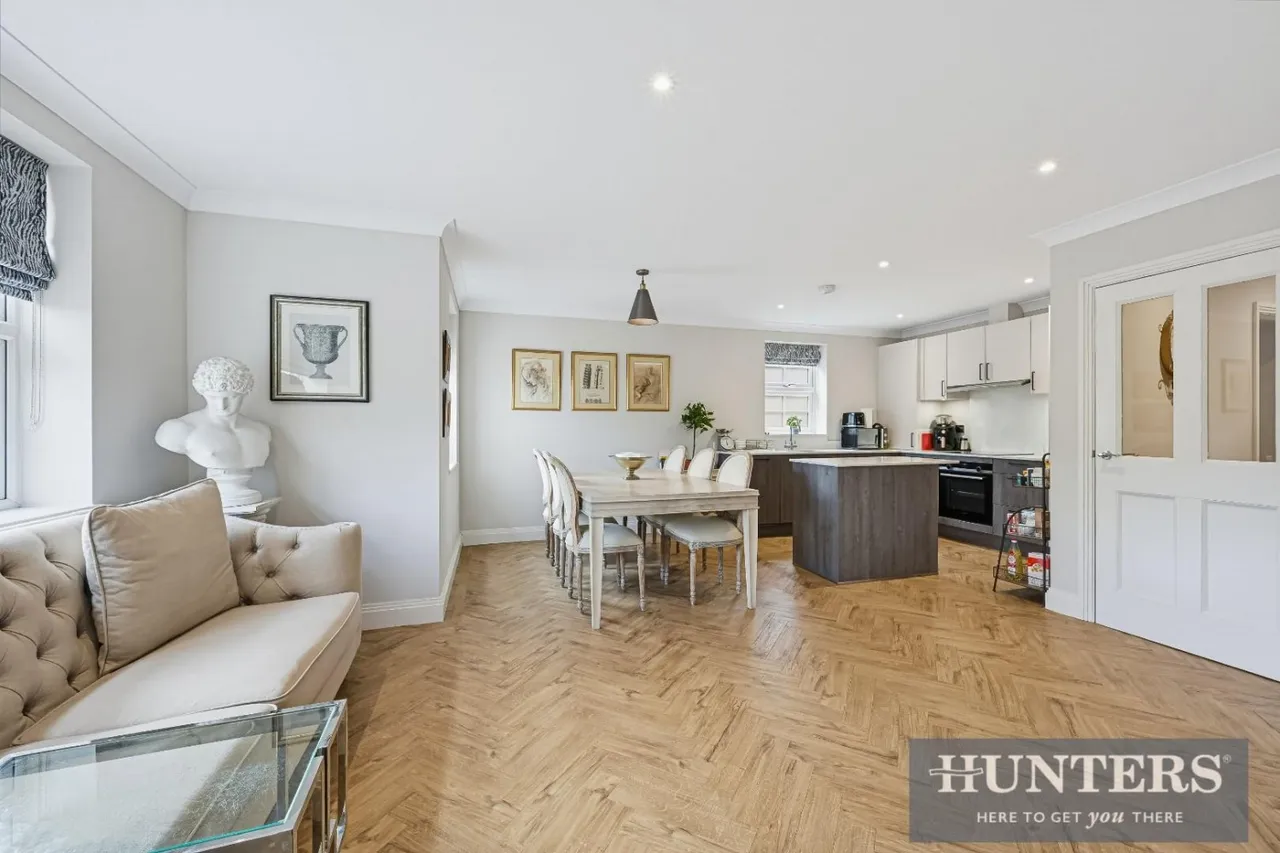 Church Road, Great Bookham, KT23, photo 9