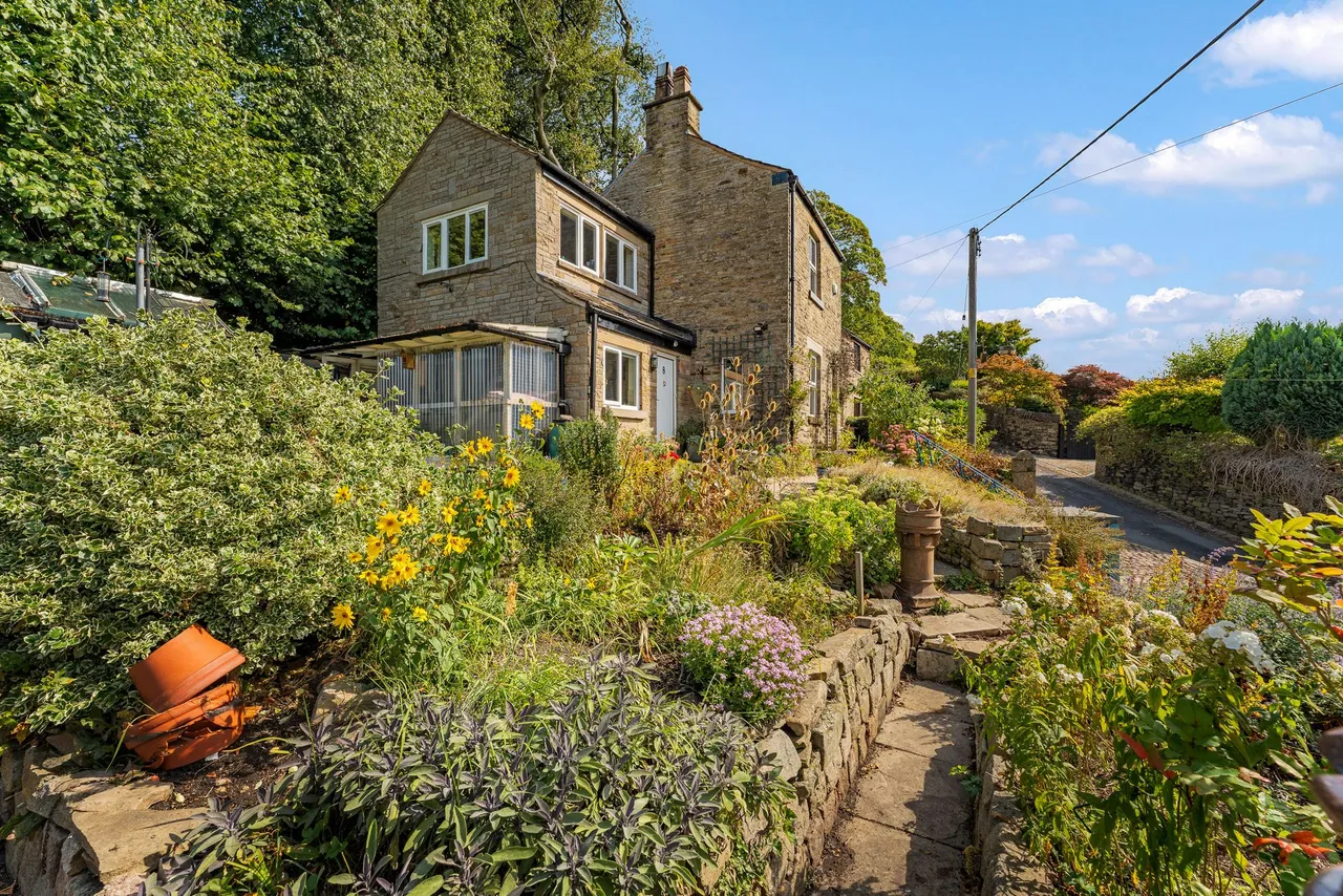 Bollington, Macclesfield, photo 65