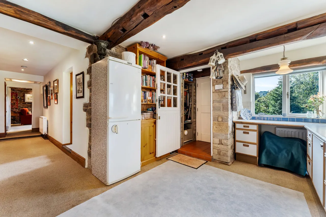 Bollington, Macclesfield, photo 9