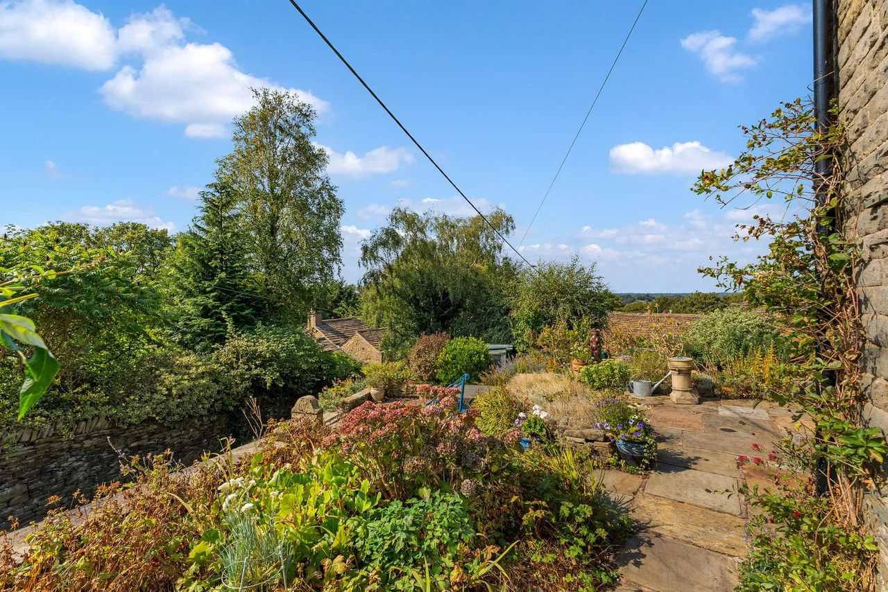 Bollington, Macclesfield, photo 59