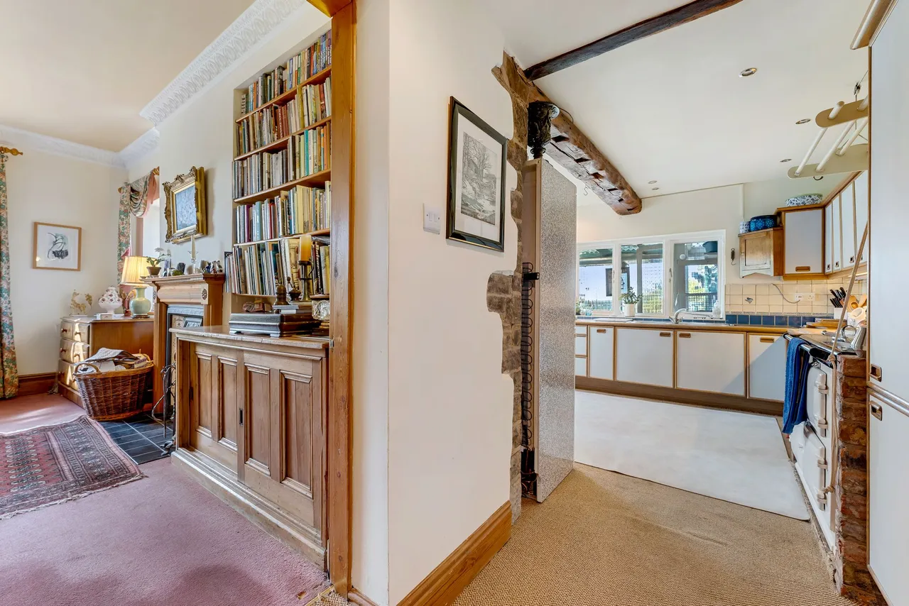 Bollington, Macclesfield, photo 16