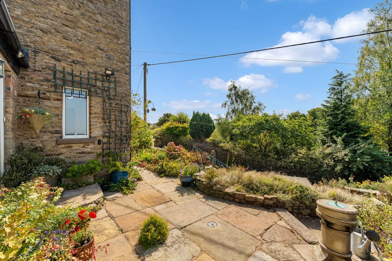 Bollington, Macclesfield, photo 57