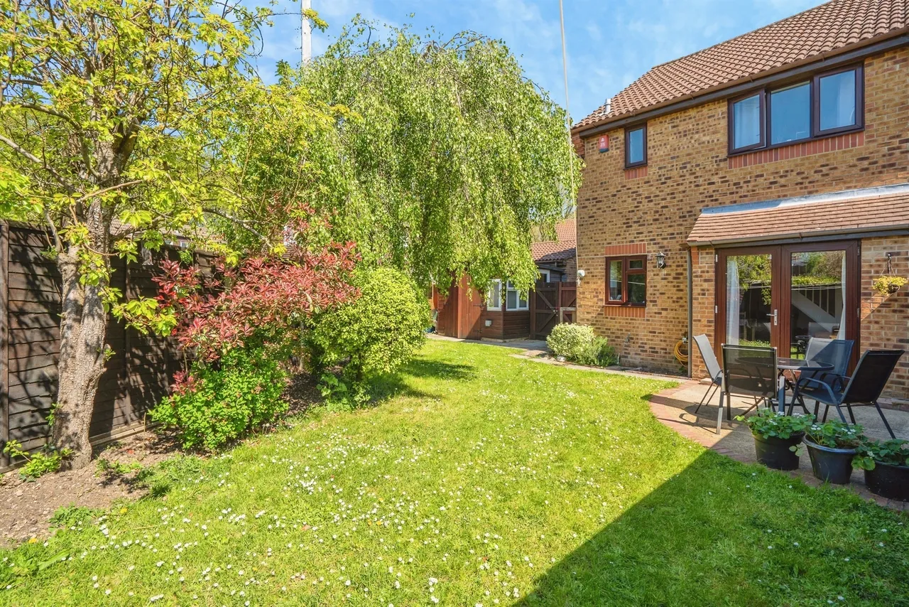 1 bed house for sale — Whinchat Close, Fareham