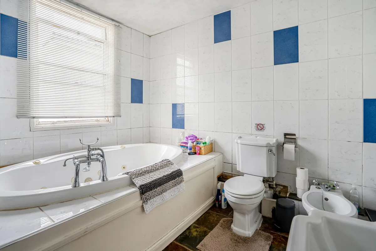 The Park, Cheltenham, GL50, photo 26