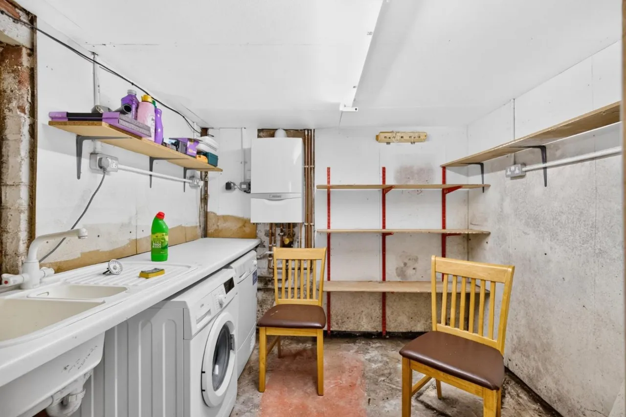 The Avenue, Harrogate, HG1, photo 11