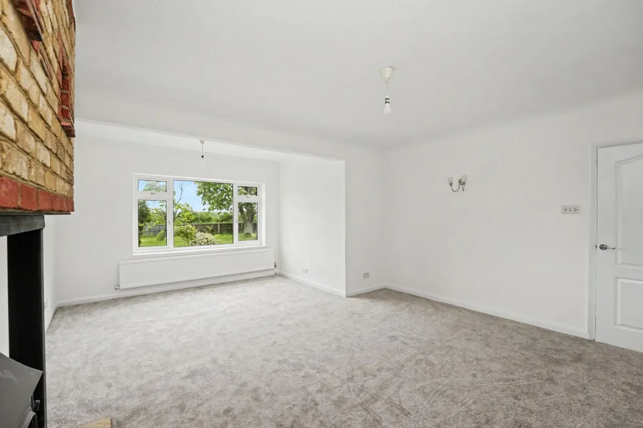 Bedford Road, Holwell, SG5, photo 13