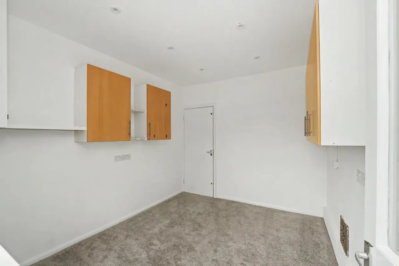 Bedford Road, Holwell, SG5, photo 21