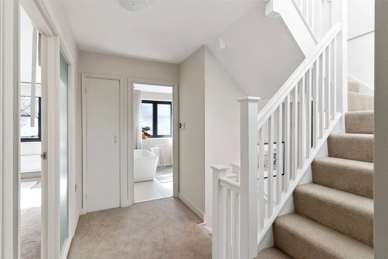 St James's Avenue, Hampton Hill, Hampton, TW12 1HH, photo 13