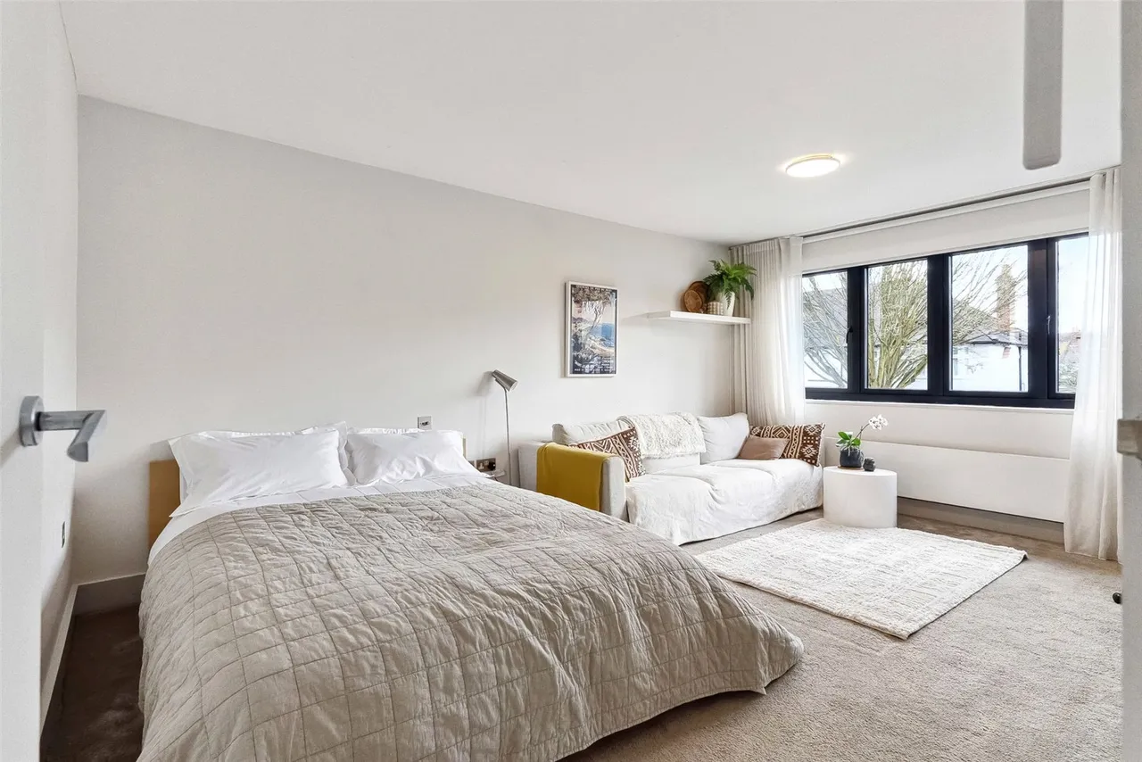 St James's Avenue, Hampton Hill, Hampton, TW12 1HH, photo 10
