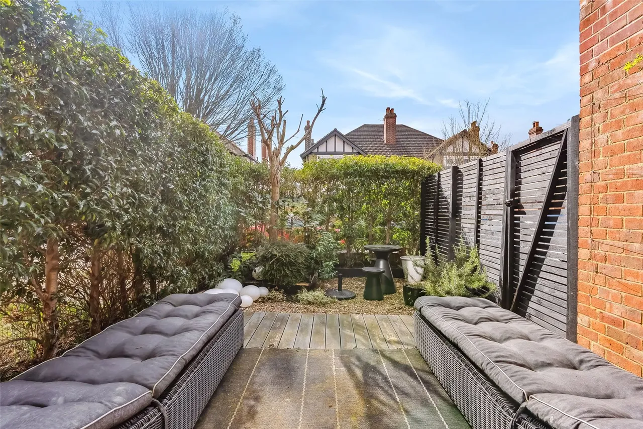 St James's Avenue, Hampton Hill, Hampton, TW12 1HH, photo 18