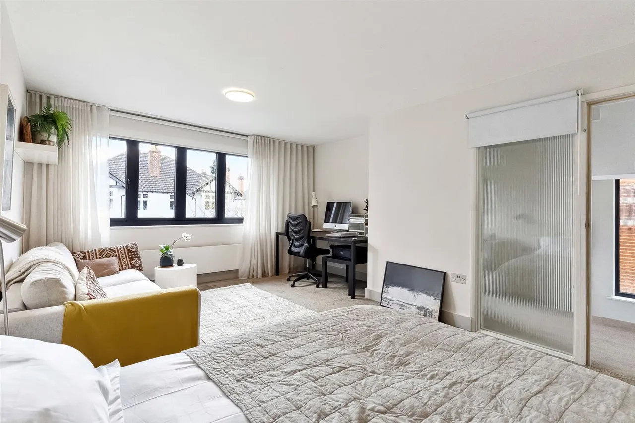 St James's Avenue, Hampton Hill, Hampton, TW12 1HH, photo 11