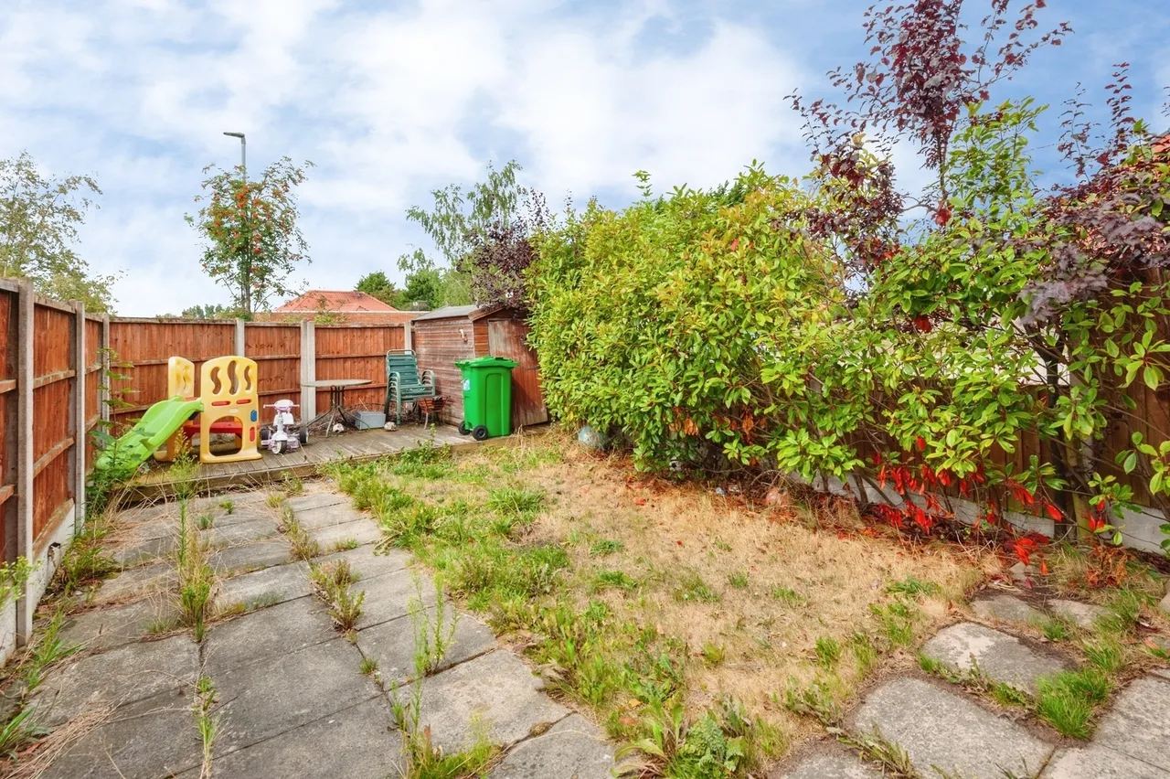 Ottawa Gardens, WA4, photo 15