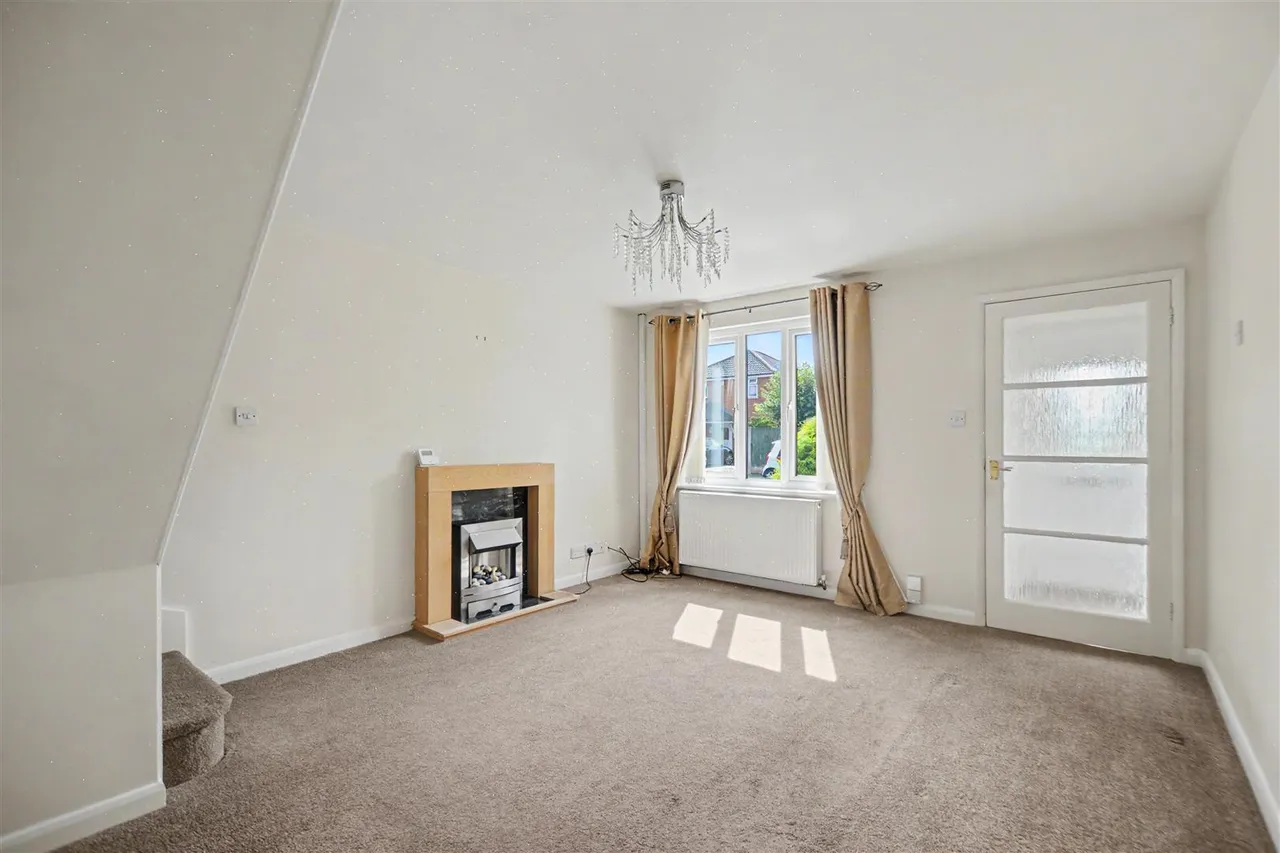 Brook Close, Long Eaton, NG10, photo 2