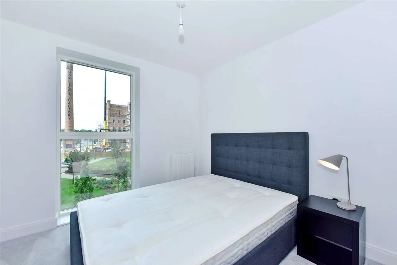 Artesian House, Memorial Avenue, Slough, SL1 3GR, photo 5
