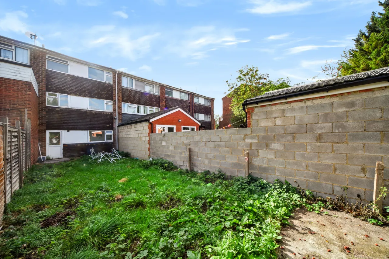 Tenby Drive, Luton, photo 17