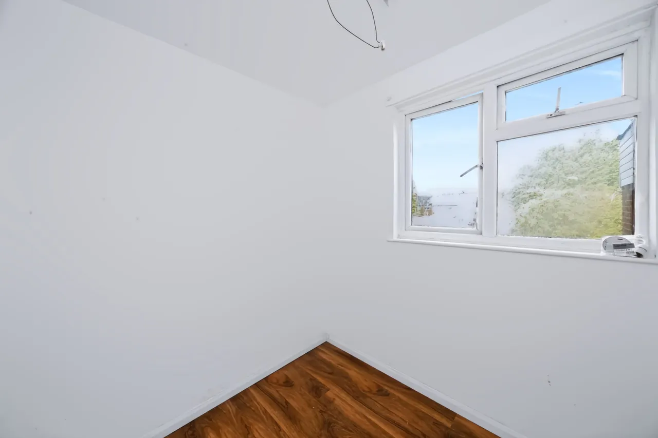 Tenby Drive, Luton, photo 10