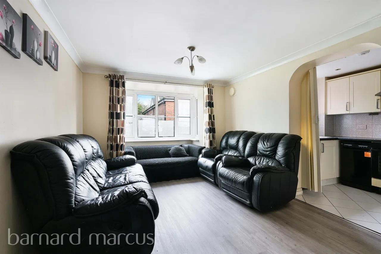 Tylehurst Drive, Redhill, photo 2