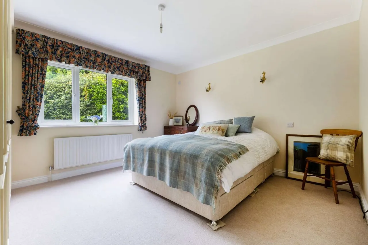 Weston Road, Upton Grey, Basingstoke, Hampshire, RG25 2RH, photo 8