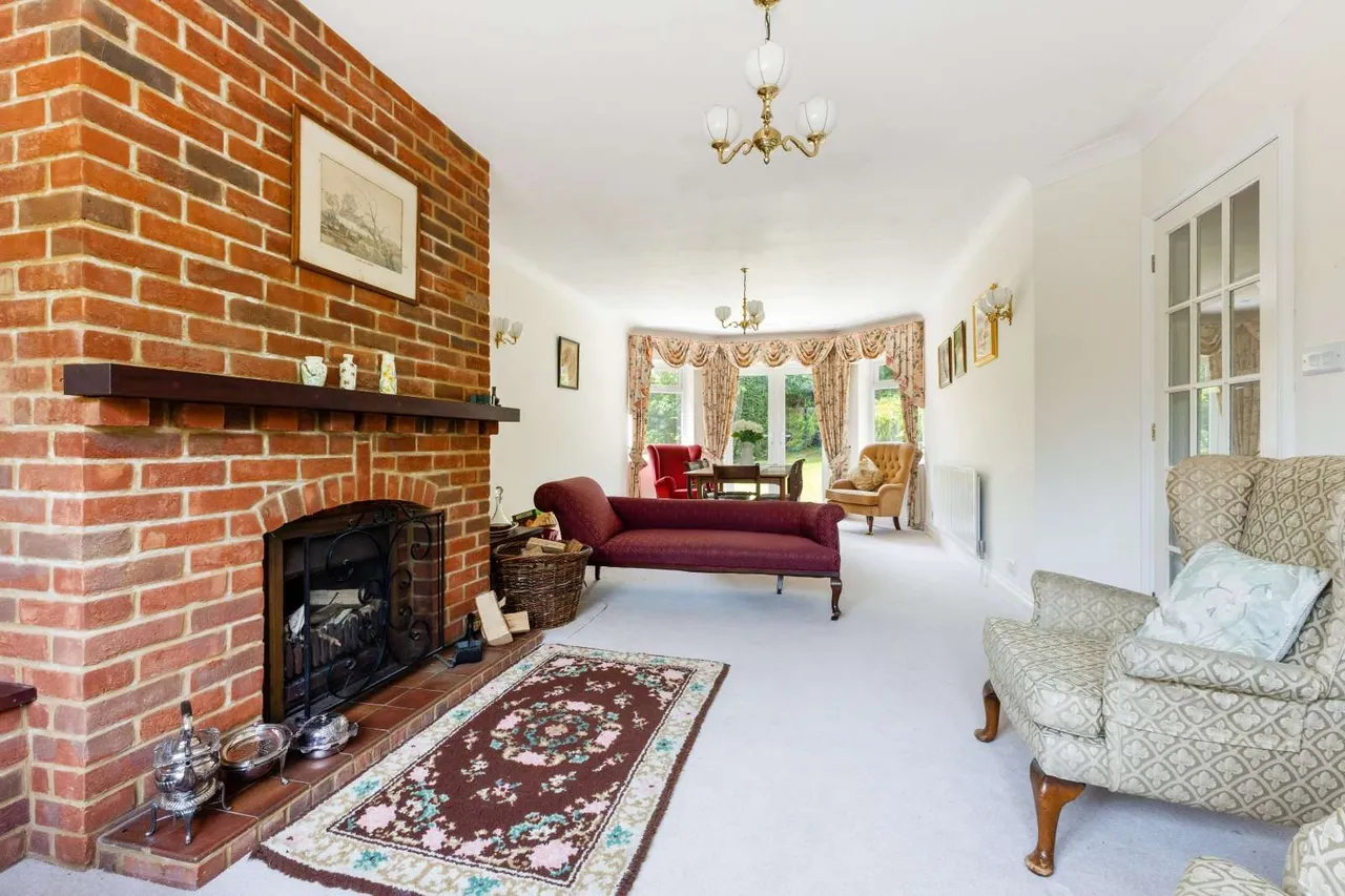 Weston Road, Upton Grey, Basingstoke, Hampshire, RG25 2RH, photo 6