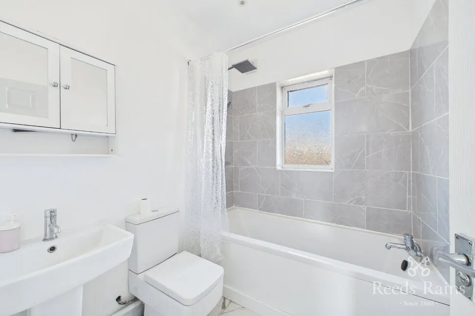 Barnsley Road, Hemsworth, West Yorkshire, WF9, photo 2