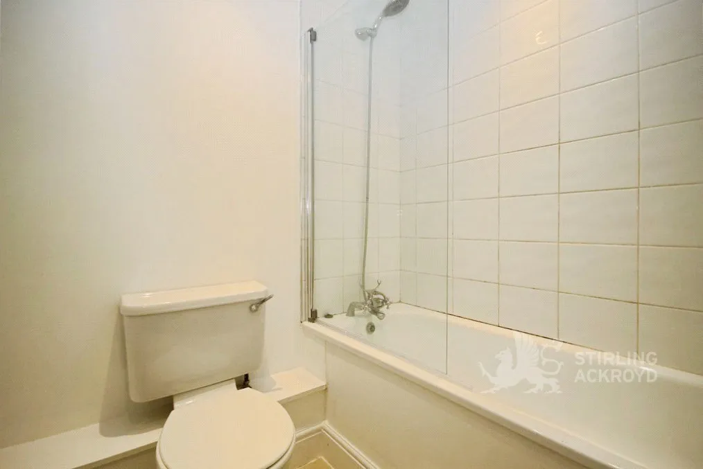 Drummond Road, Guildford, GU1, photo 6