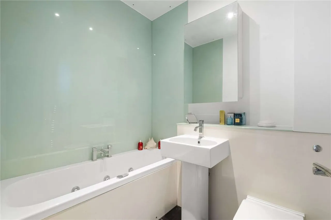 Southlands Drive, Wimbledon, London, SW19 5QH, photo 11