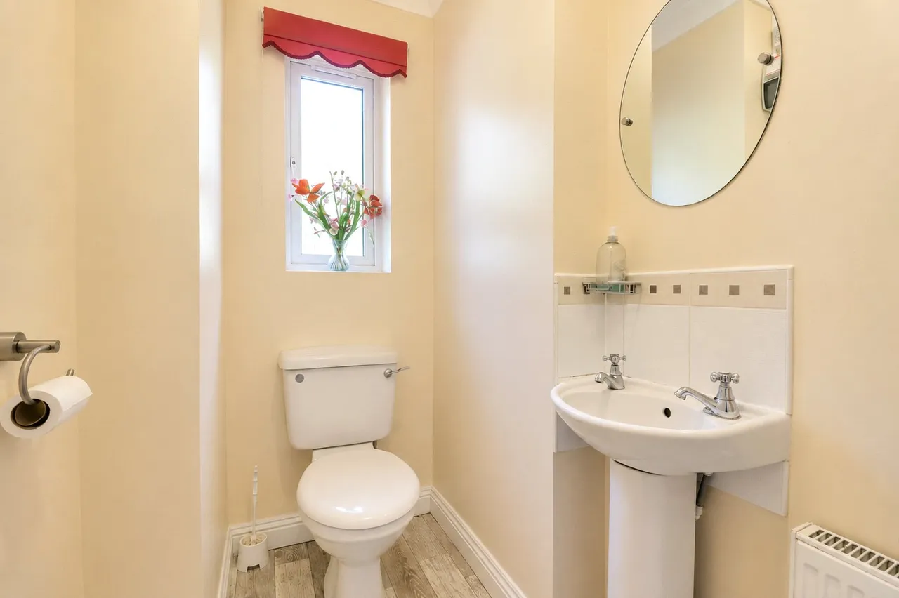 Rowe Close, Bideford, EX39, photo 22