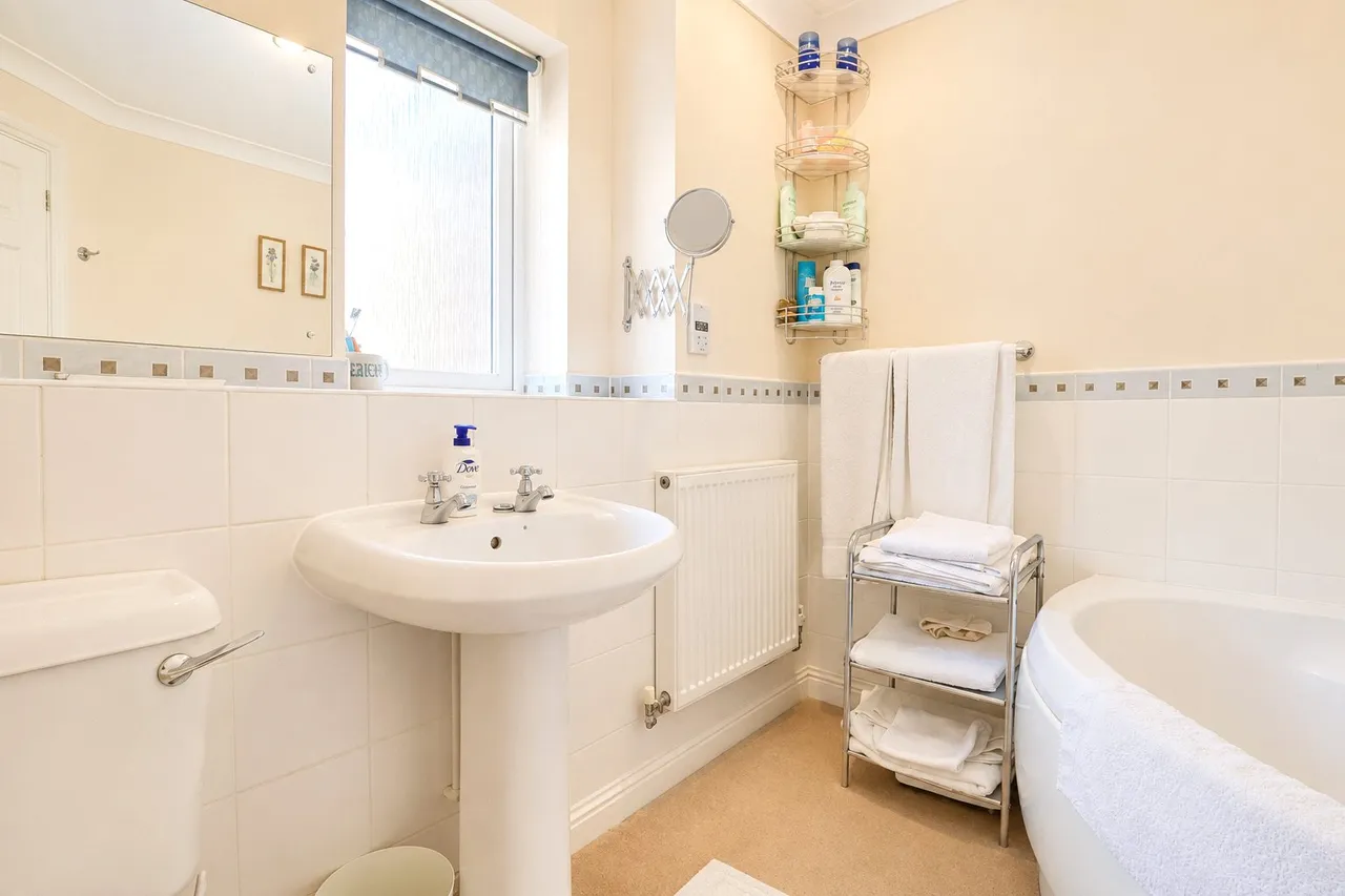 Rowe Close, Bideford, EX39, photo 16