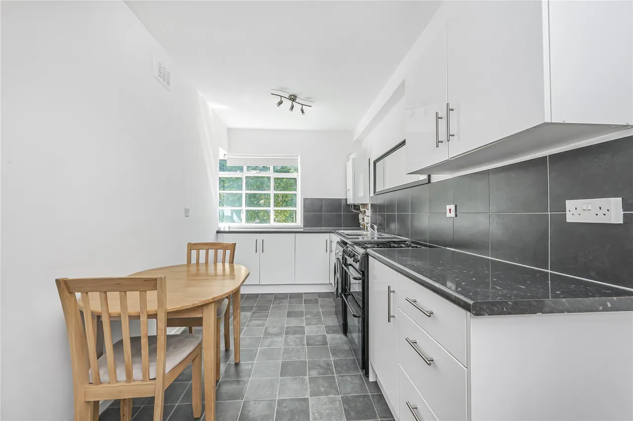 Oaklands Estate, London, SW4, photo 4