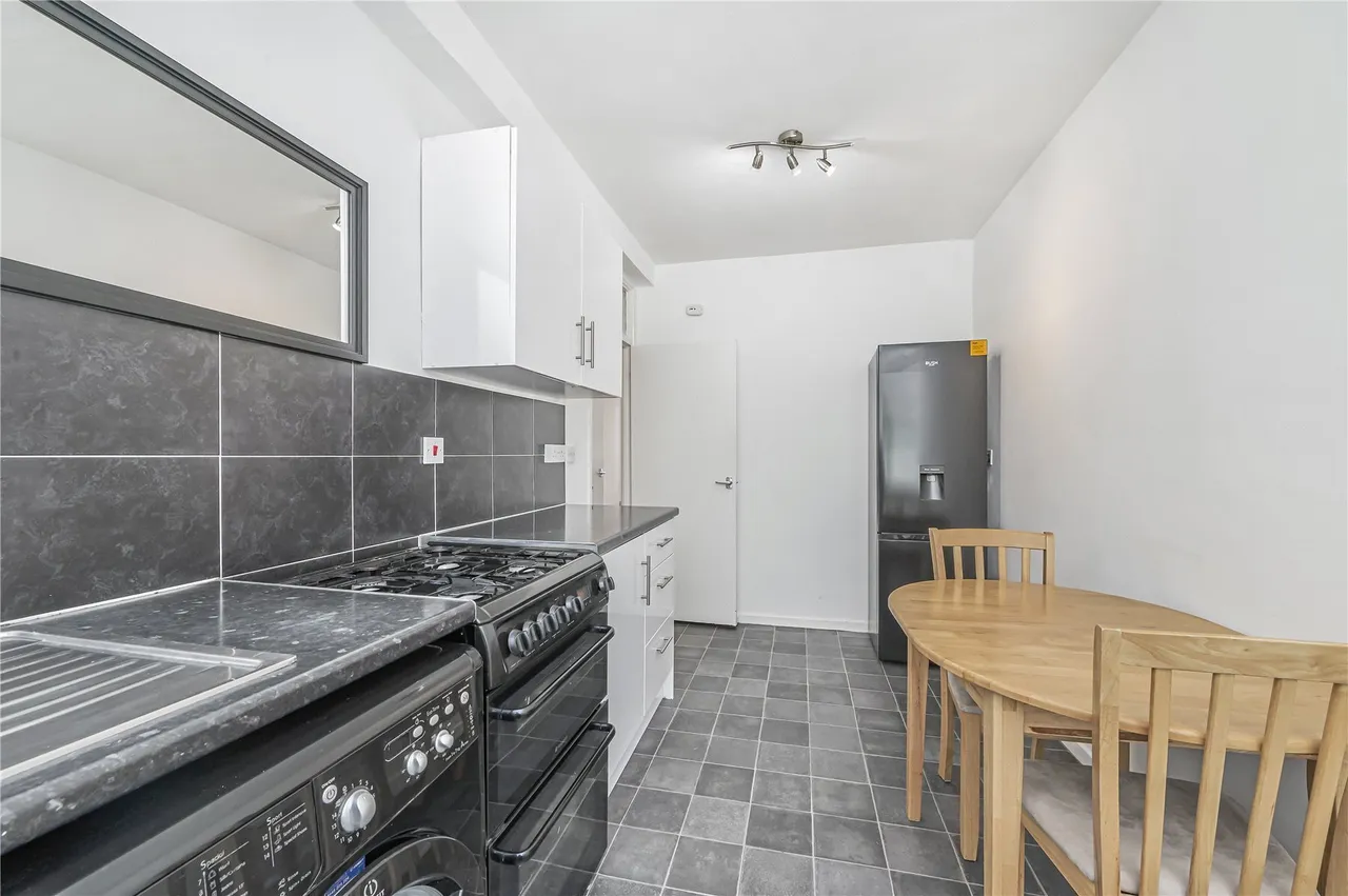 Oaklands Estate, London, SW4, photo 5