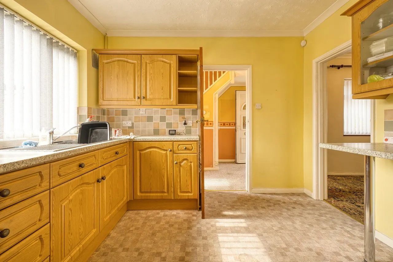 Bathurst Close, Ramsgate, CT12, photo 6
