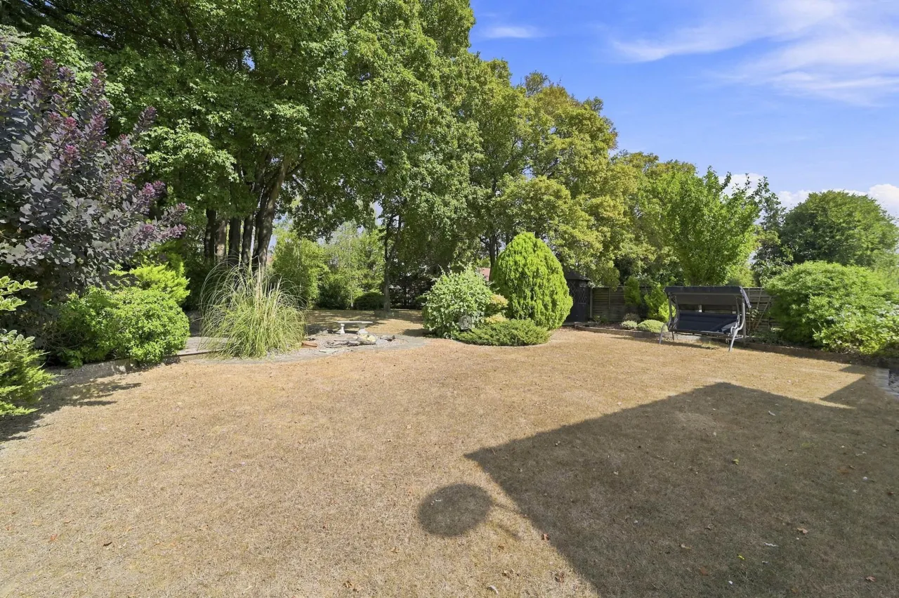 Days Green, Capel St Mary, IP9 2HZ, photo 17