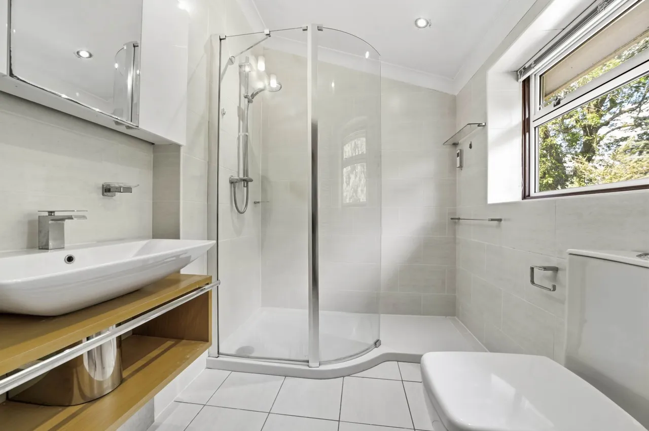 Days Green, Capel St Mary, IP9 2HZ, photo 11
