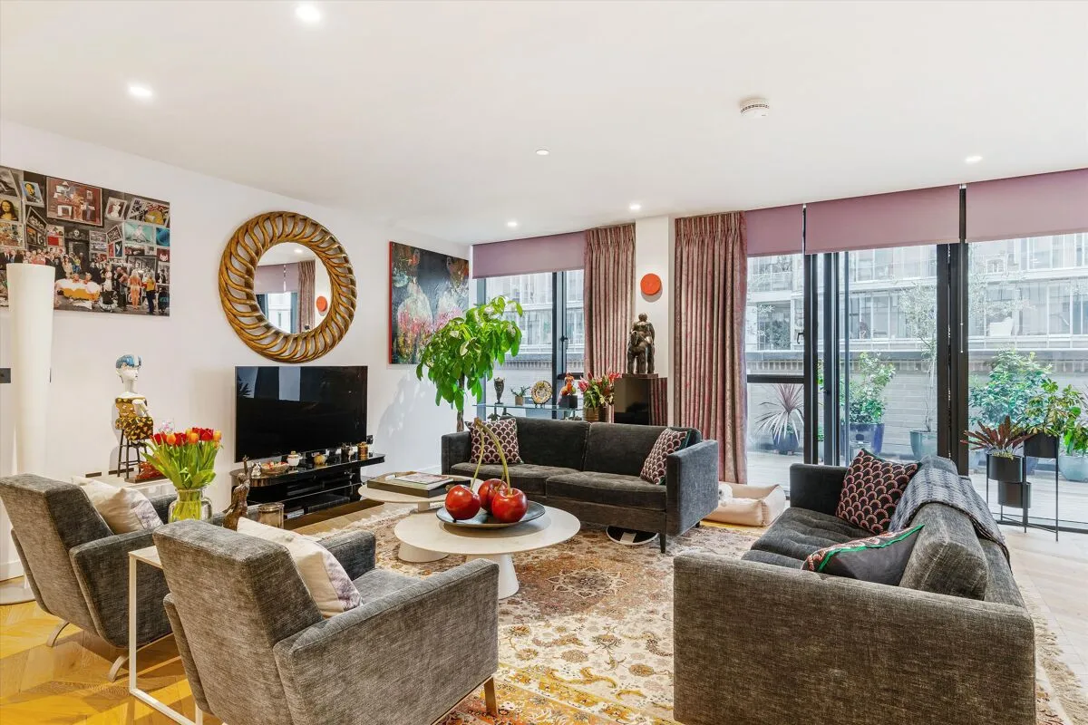 3 bed flat for sale, Battersea Power Station, London, SW11