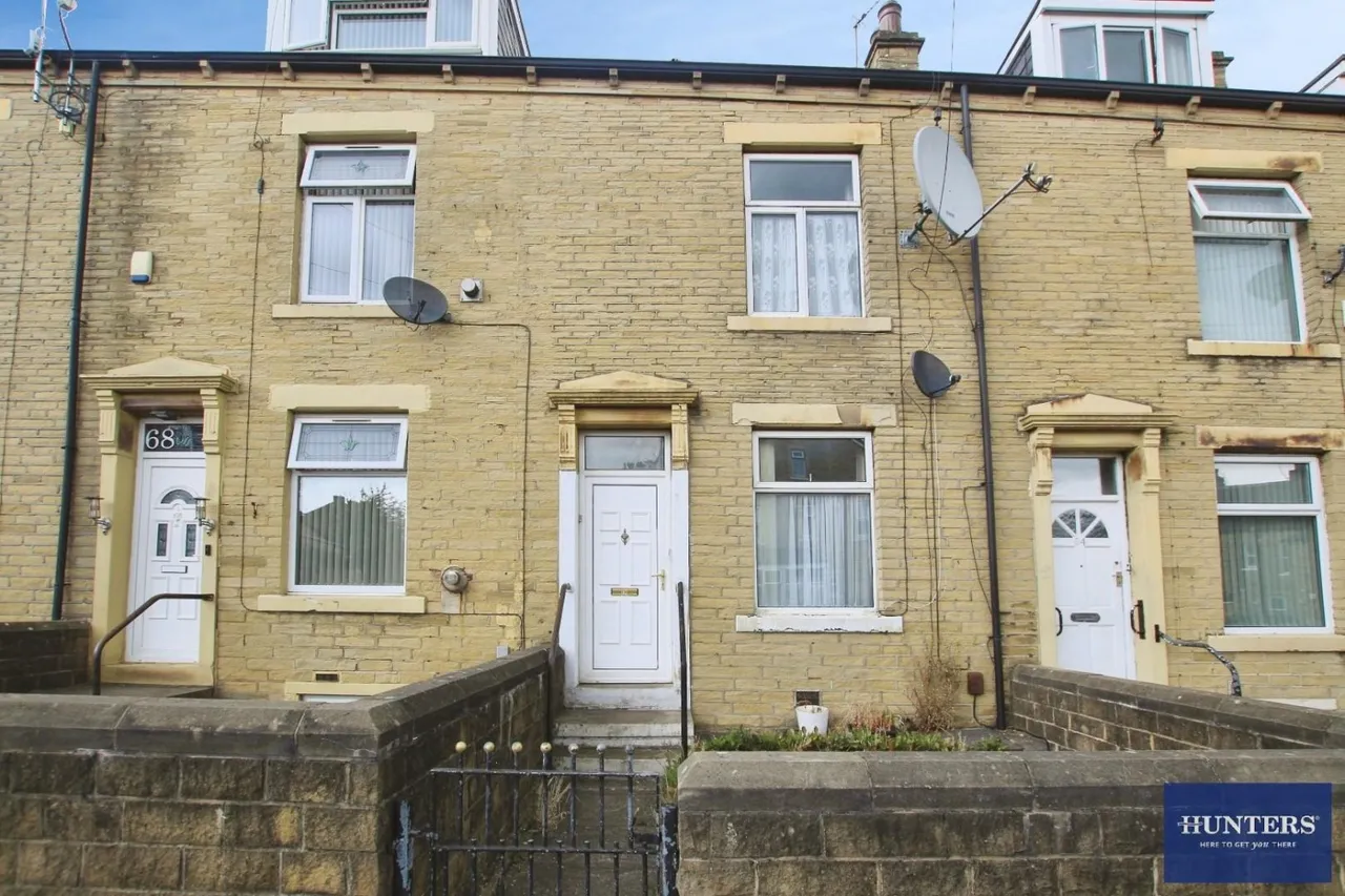 3 bed house to rent — Marsh Street, Bradford, West Yorkshire, BD5