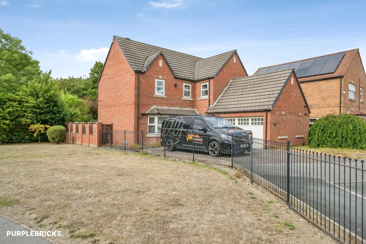4 bed house for sale, Waterway Lane, Mexborough, S64