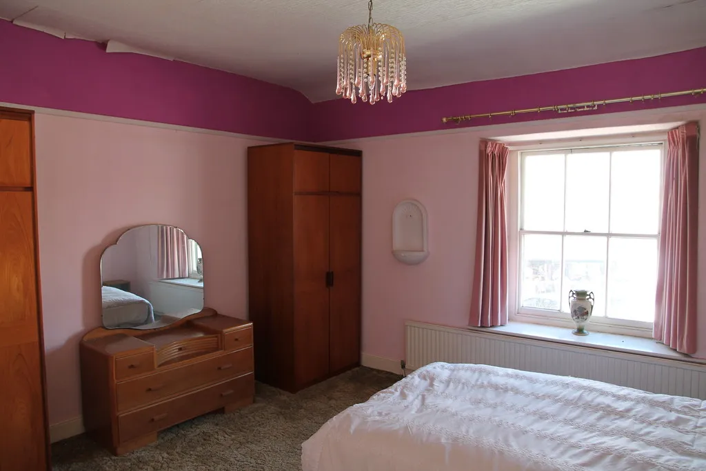 Ash Street/Queens Square, Bowness On Windermere, LA23, photo 4