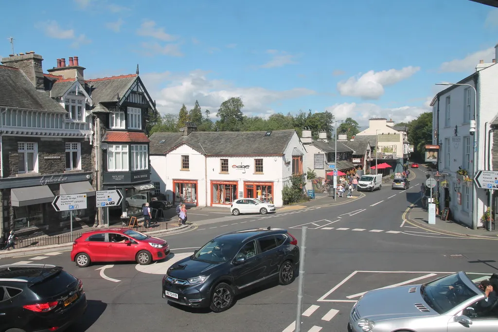 2 bed commercial for sale, Ash Street/Queens Square, Bowness On Windermere, LA23
