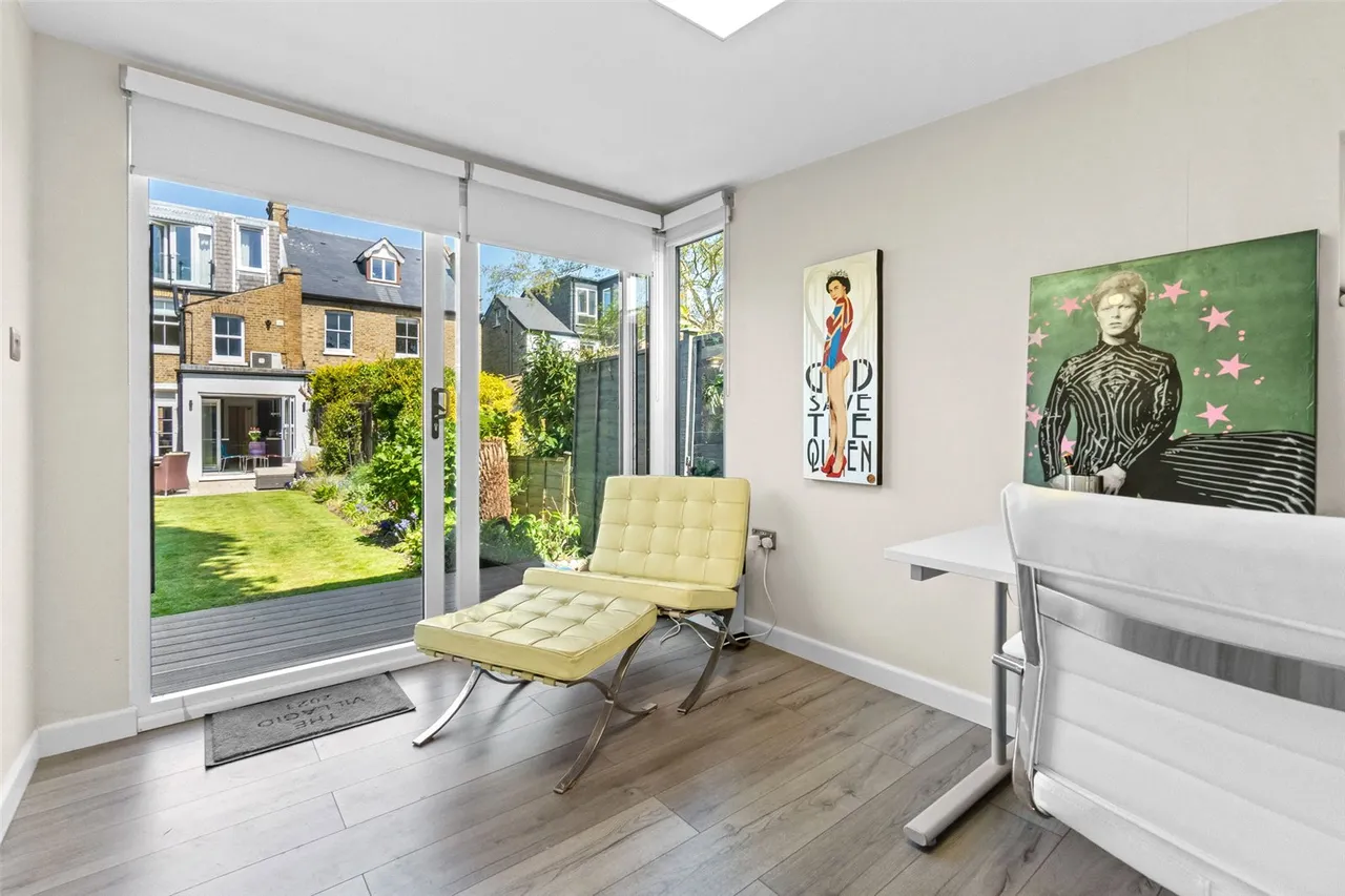 Heathfield South, Twickenham, TW2 7SS, photo 13