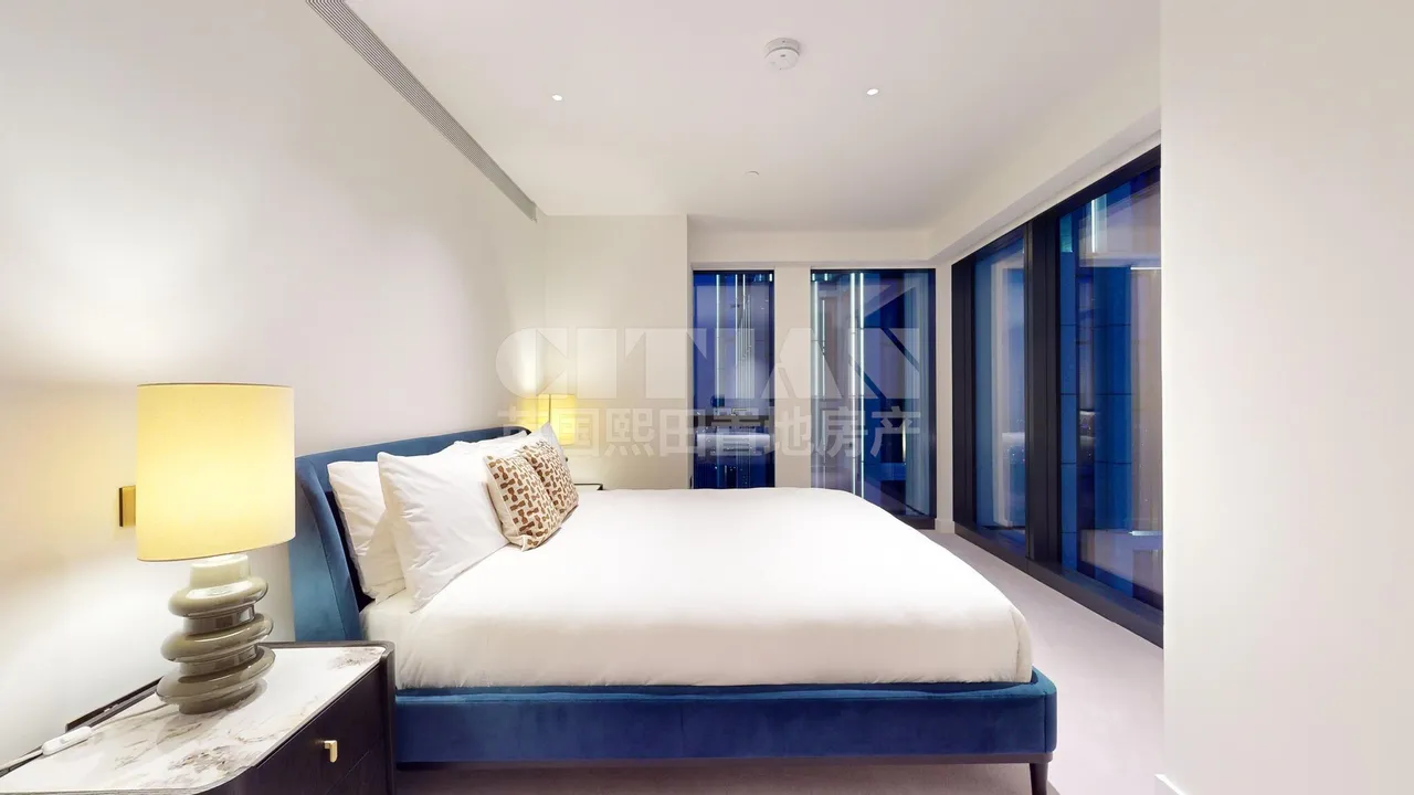 Nine Elms Lane, London, SW8, photo 11