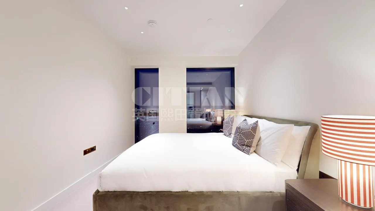Nine Elms Lane, London, SW8, photo 24