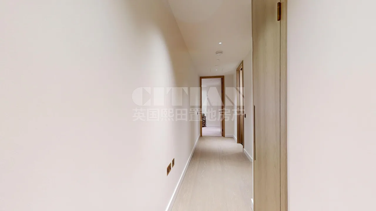 Nine Elms Lane, London, SW8, photo 31