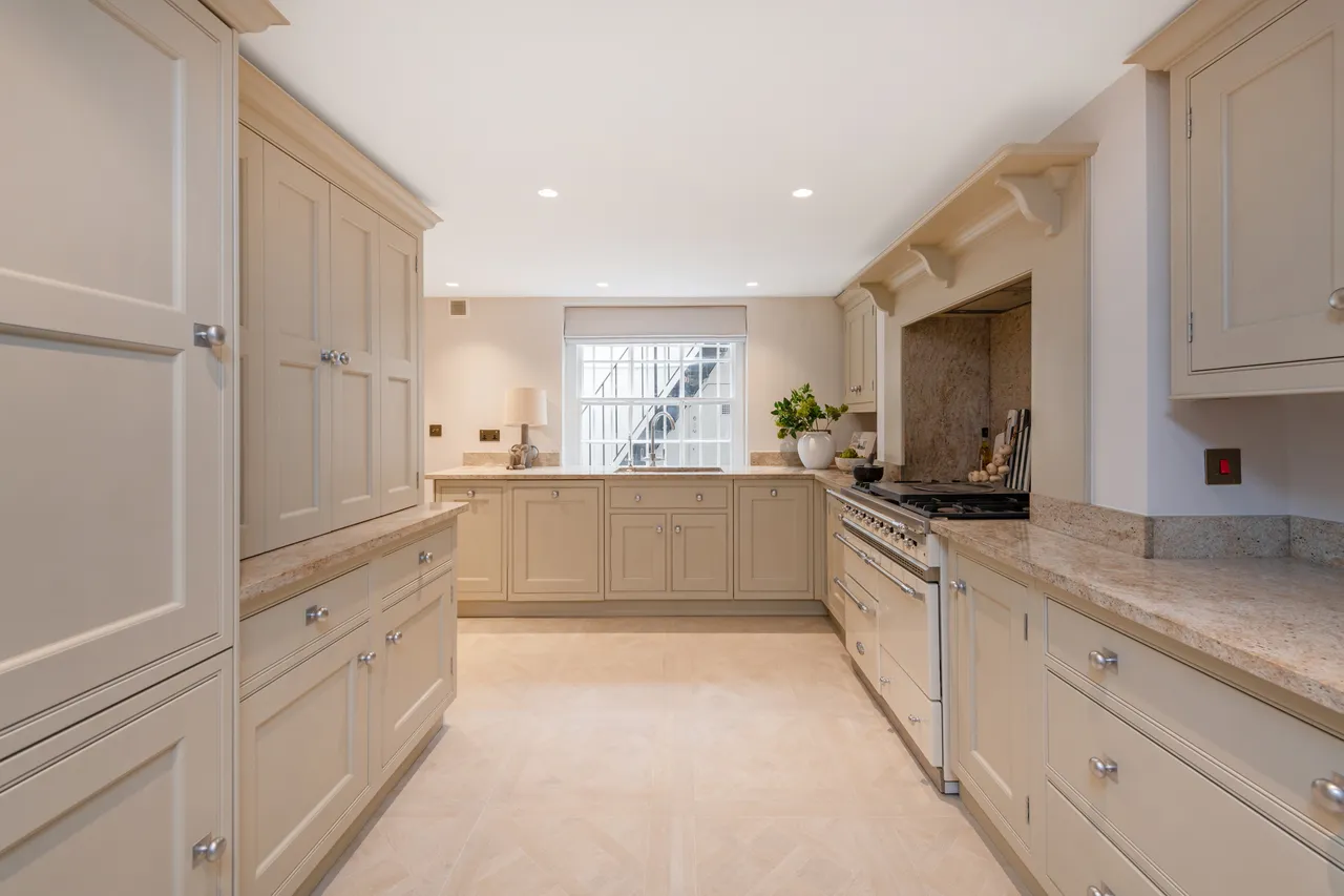 Chester Row, Belgravia, London, photo 6