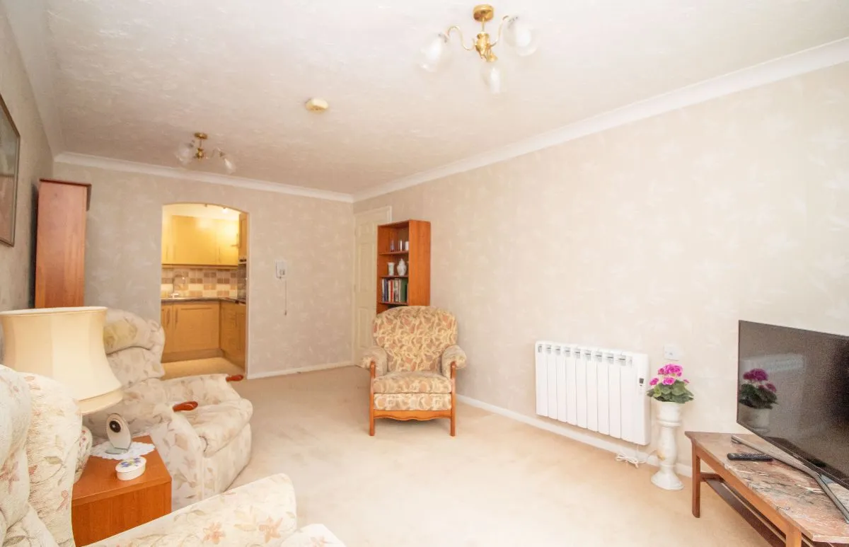 38 Holman Close, Waterlooville, PO8 8HD, photo 14