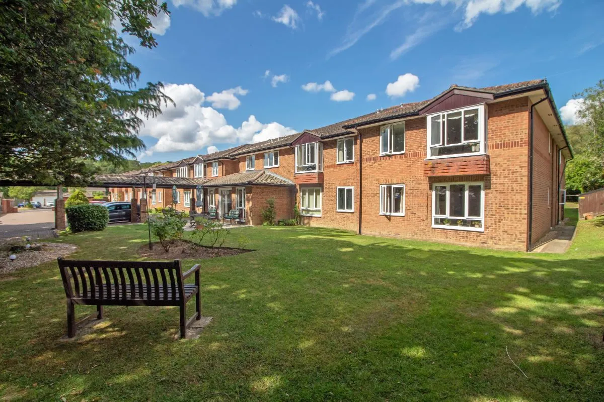 38 Holman Close, Waterlooville, PO8 8HD, photo 9