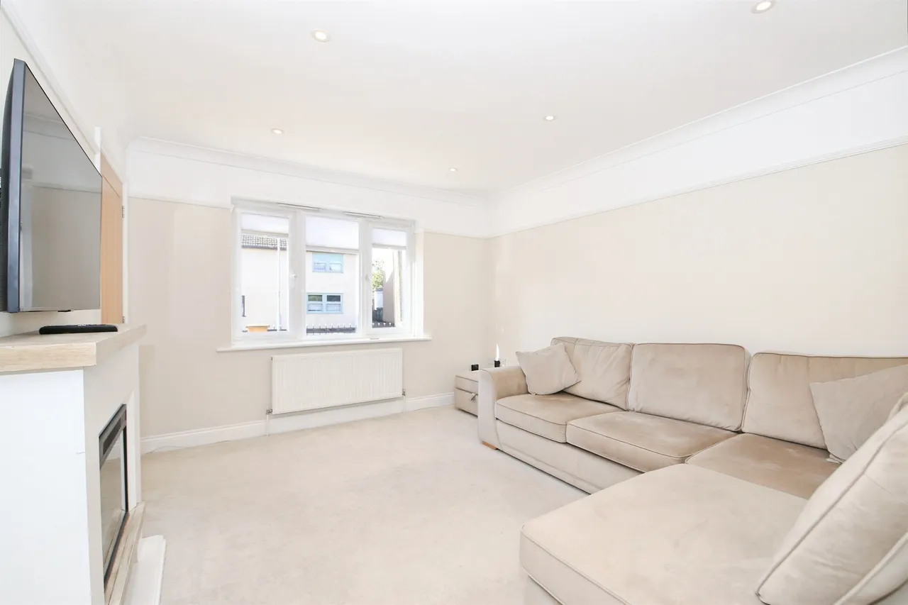 Hallcroft Road, Peterborough, PE7, photo 3