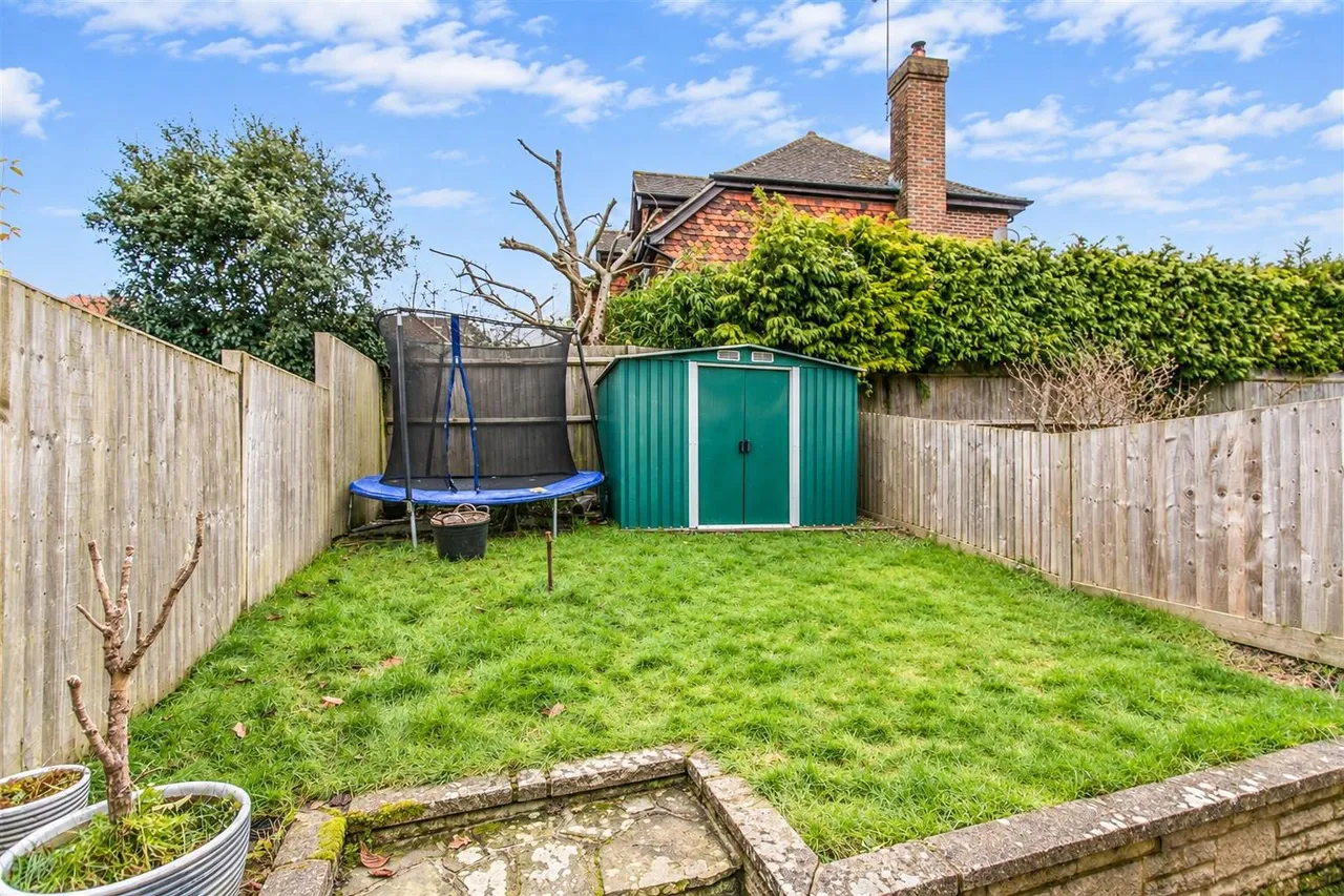 Hurstshaw Gardens, Vines Cross, TN21 9EP, photo 11