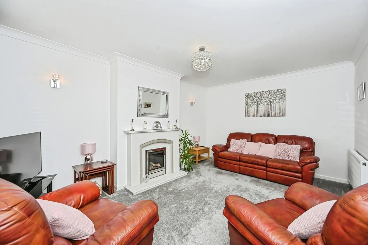 Melrose Avenue, Burtonwood, Warrington, Cheshire, WA5, photo 3