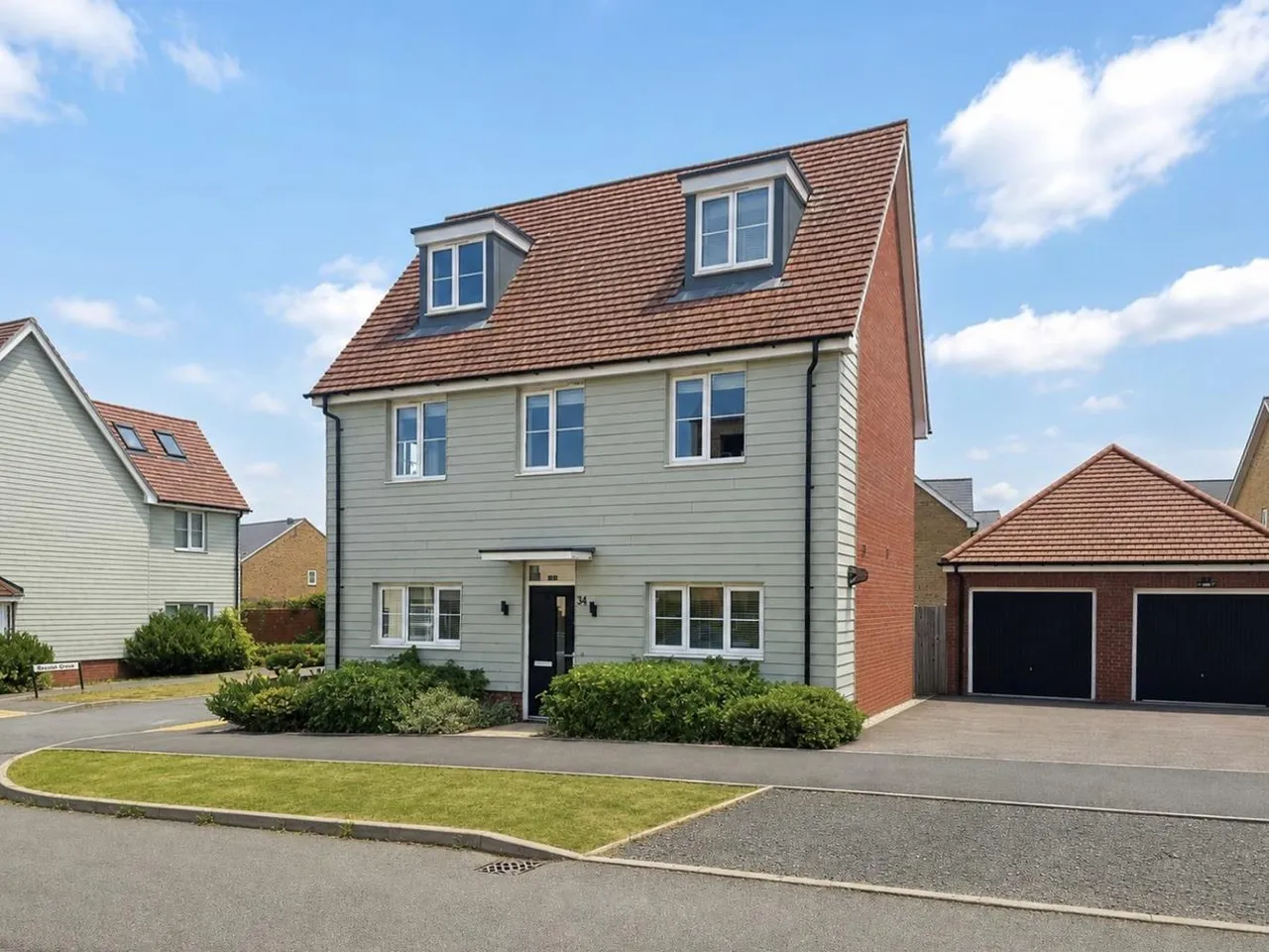 Pembroke Lane, Whitehouse, photo 22