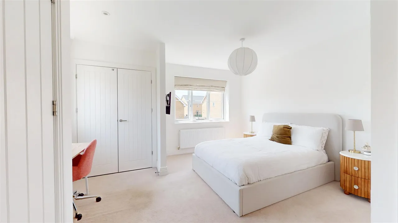 Pembroke Lane, Whitehouse, photo 10